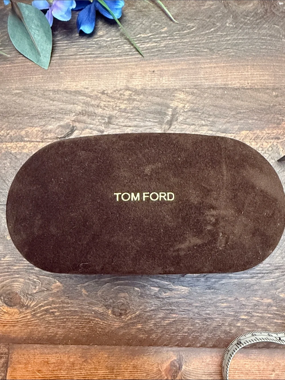 Authentic Tom Ford Brown Velvet Sunglasses Clamshell Hard Case Only GUC 👓